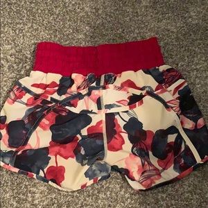 Lululemon short